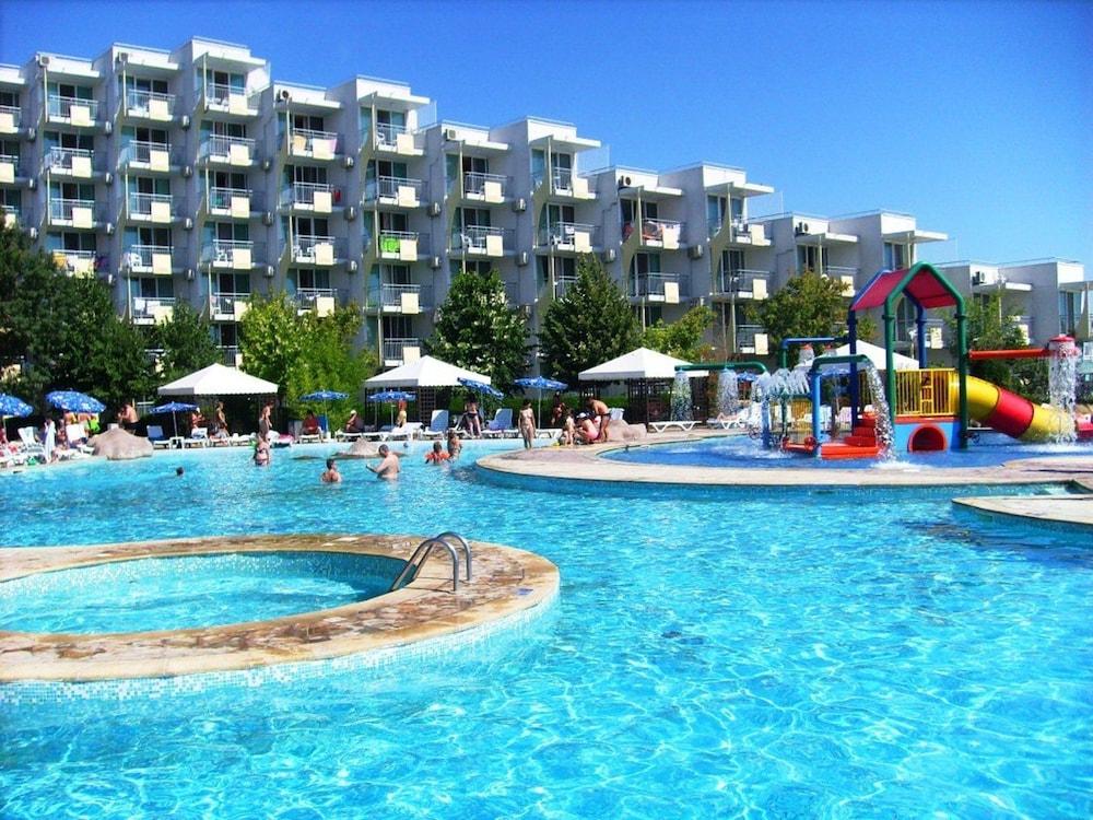 Hotel Laguna Garden Albena Extérieur photo