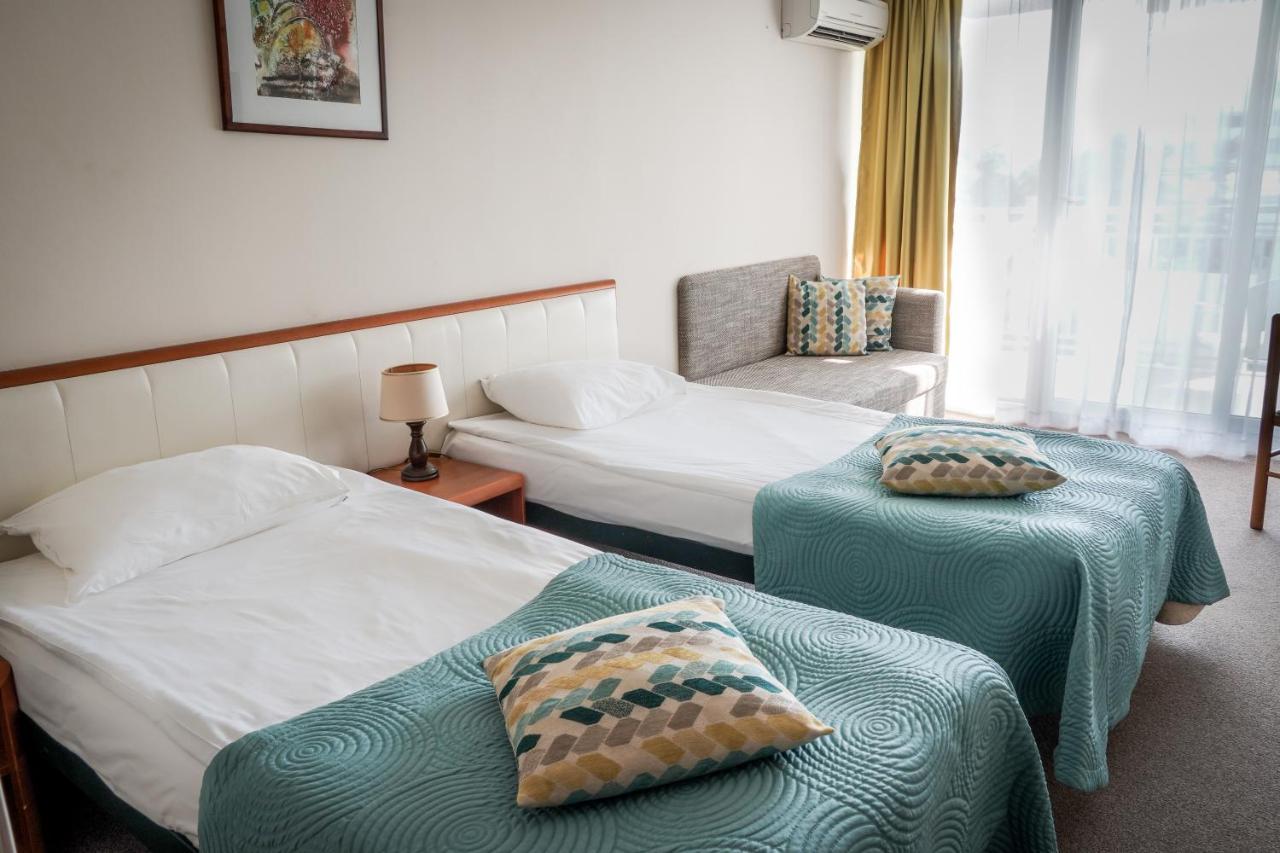 Hotel Laguna Garden Albena Extérieur photo