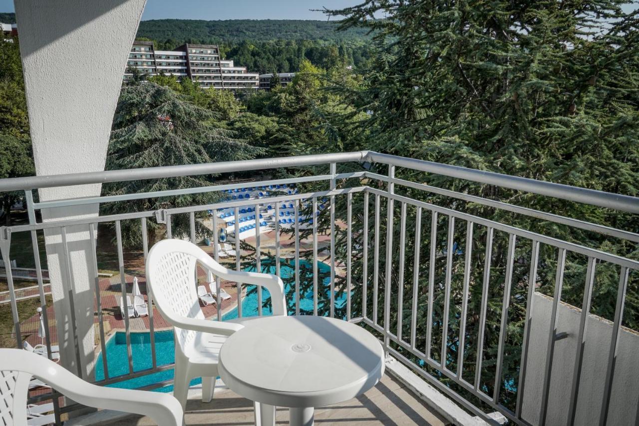 Hotel Laguna Garden Albena Extérieur photo