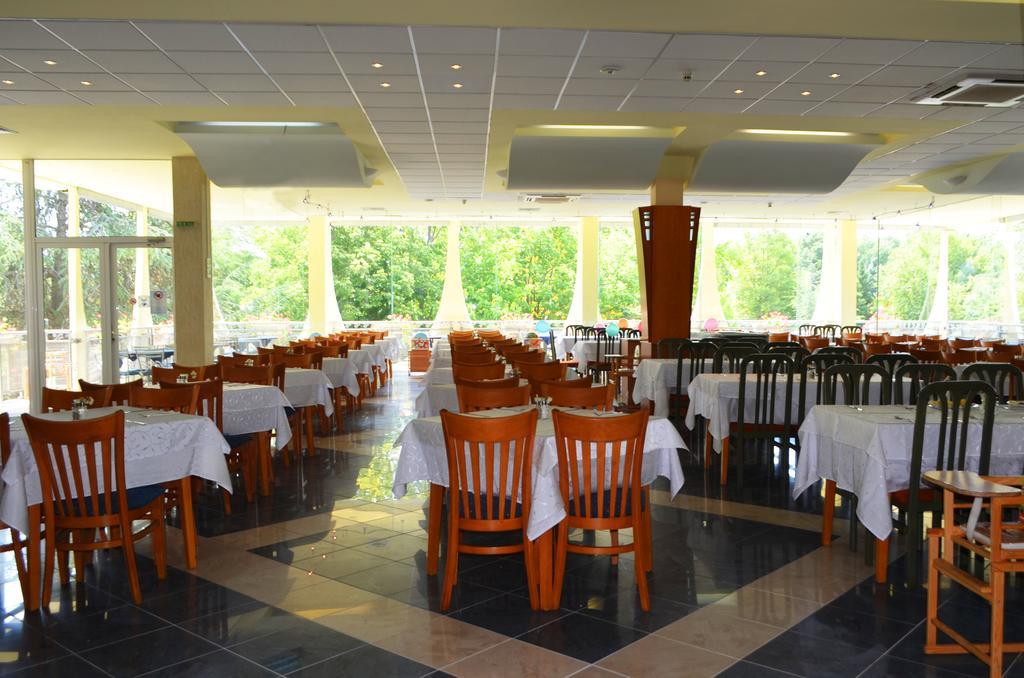 Hotel Laguna Garden Albena Extérieur photo