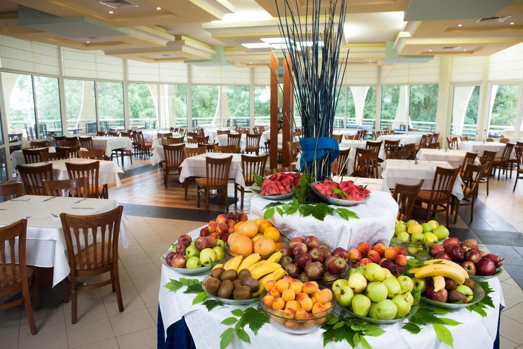 Hotel Laguna Garden Albena Extérieur photo