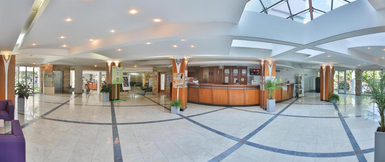 Hotel Laguna Garden Albena Extérieur photo